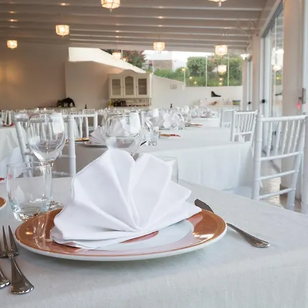 酒店 特利托尼利帕里酒店 4*