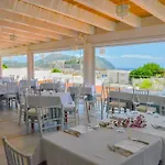 Hotel Tritone