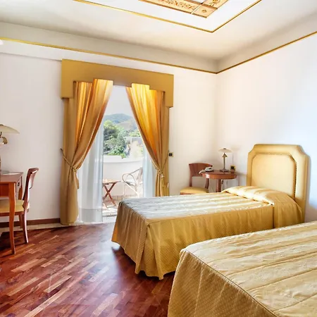 Tritone Hotel Lípara