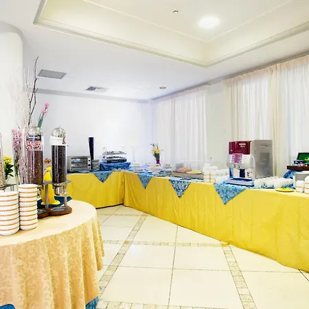 Hotel Tritone