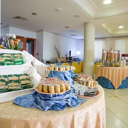 Tritone ホテル リーパリ